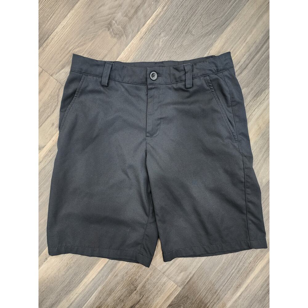 Under Armour youth golf shorts black size youth large